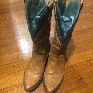 DEAL OF THE DAY‼️SÚPER COOL COWBOY BOOTS 👢